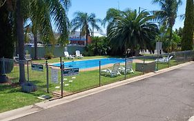 Billabong Motel